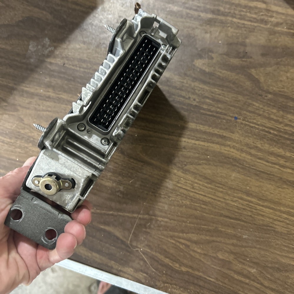 1990-92 OEM Cadillac ALLANTE ABS control module brain controller BOSCH