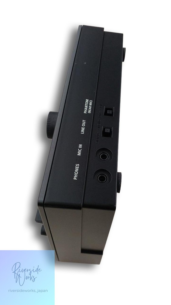 ROLAND VT-4 Voice Transformer Vocal Effects Processor JP