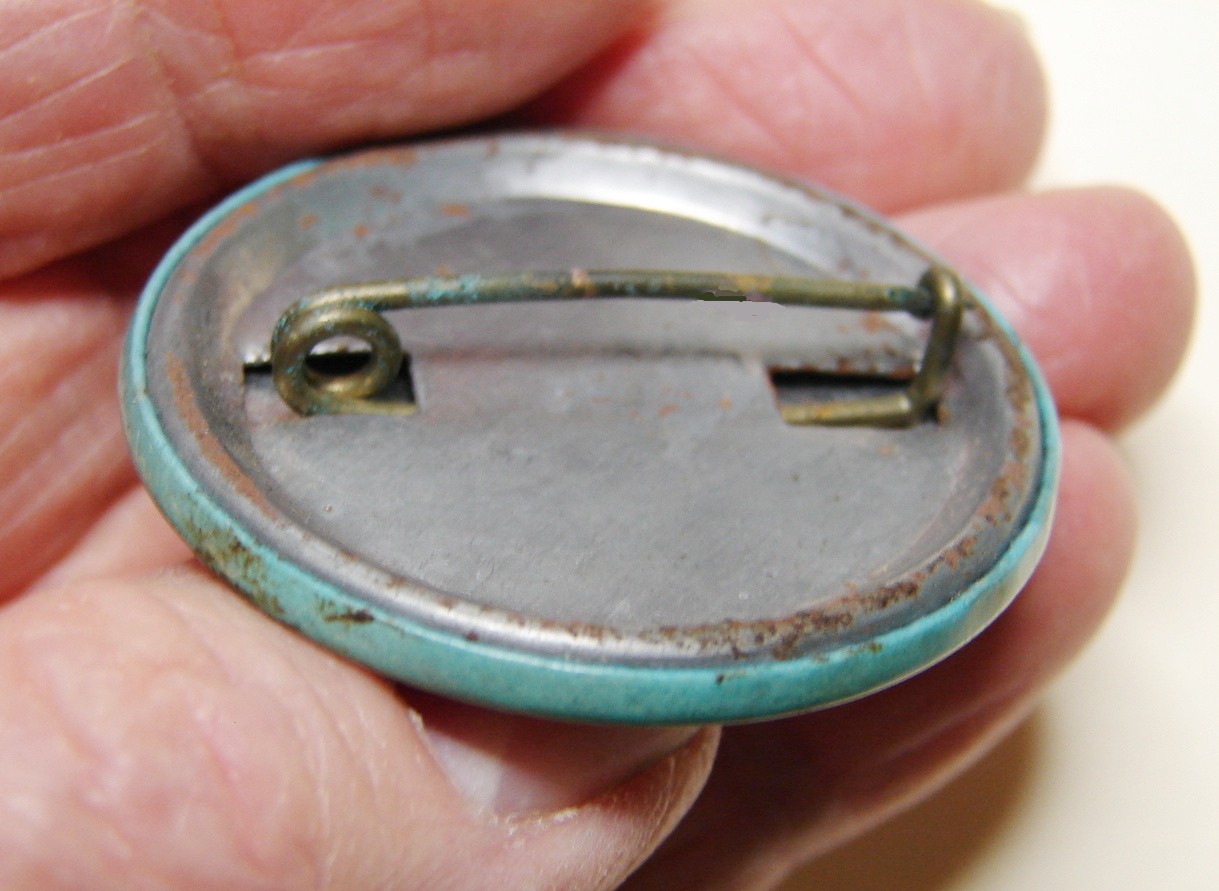 1940 NY State Conservation Departtment Hunting Fishing License Button Pinback