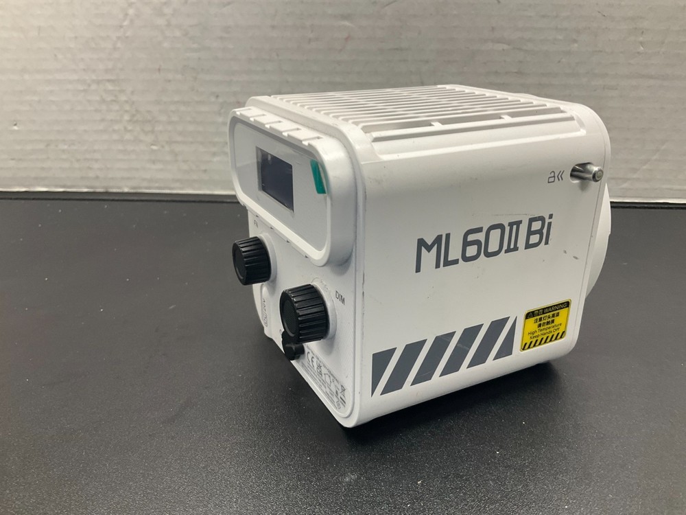 Godox ML60IIBi Bi-Color LED Video Monolight