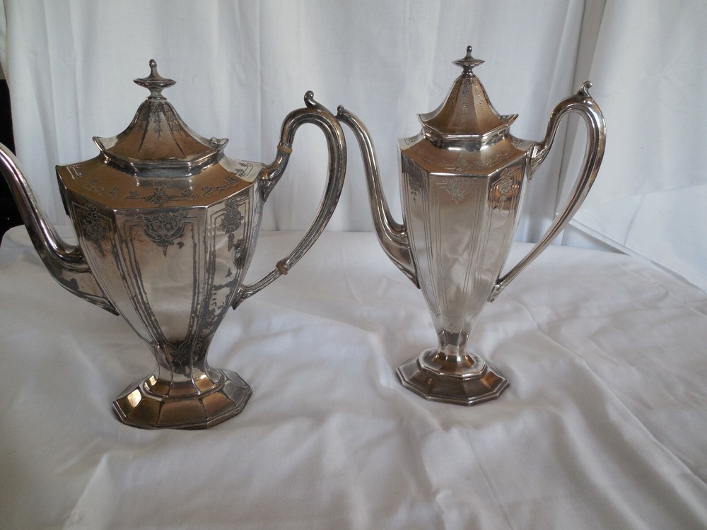 Reed Barton Art Deco silver tea & coffee pots monogrammed A