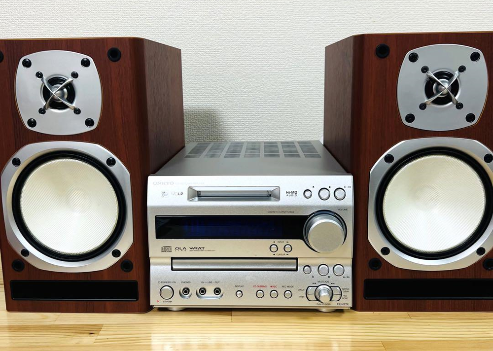 ONKYO FR-N7TX CD MD Tuner Amplifier With Speaker System Good
