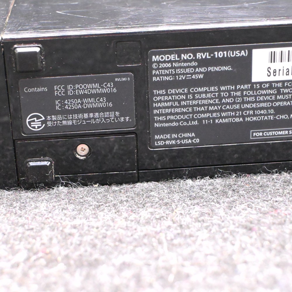 NINTENDO WII BLACK CONSOLE RVL-101 BUNDLE W/ CONTROLLER NUNCHUK SENSOR & CABLES