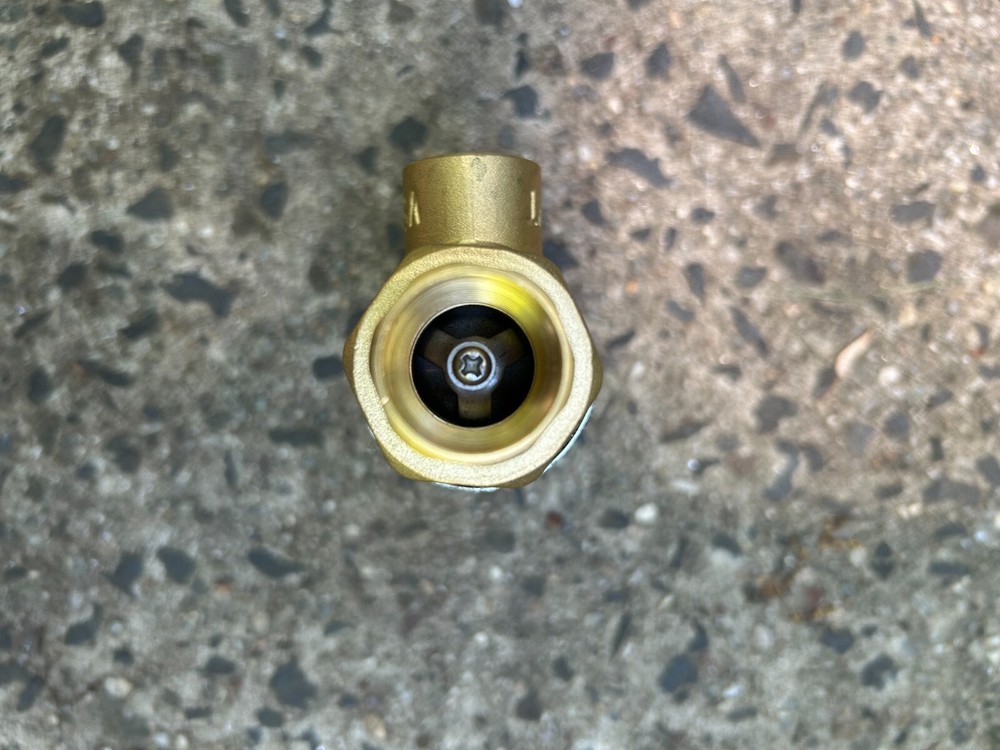 1/2 inch IPS Backflow Preventer with Intermediate Atmos Vent 190T012