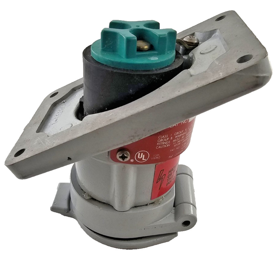 CPR-23 APPLETON RECEPTACLE INTERLOCKED W/ SWITCH