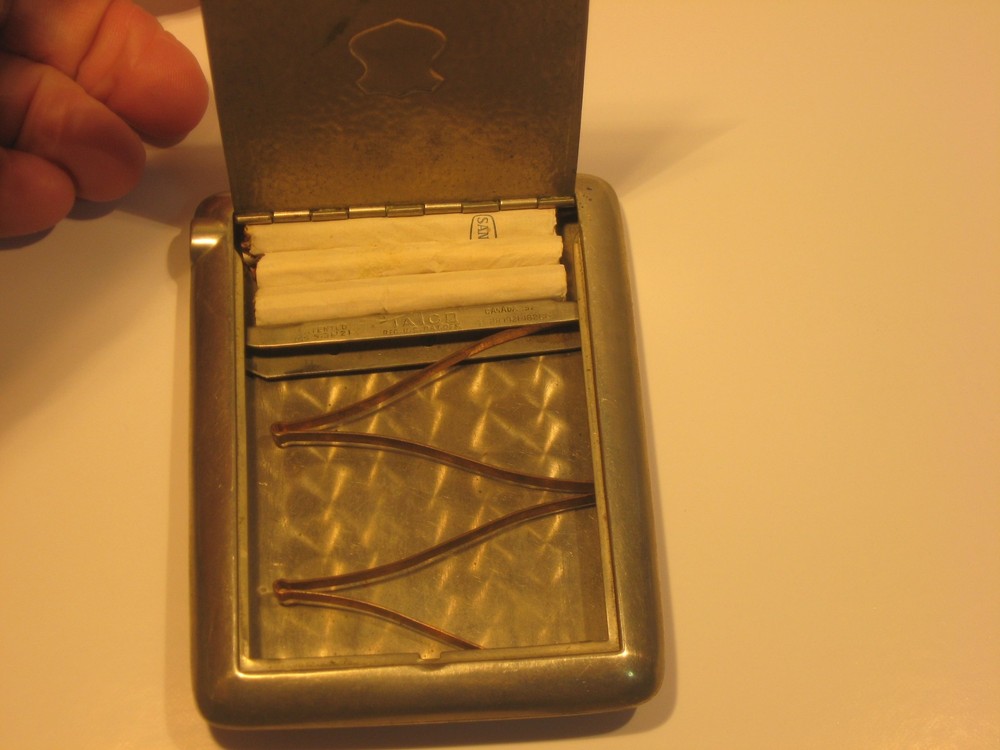 Taico Spring Loaded Cigarette Case 1921