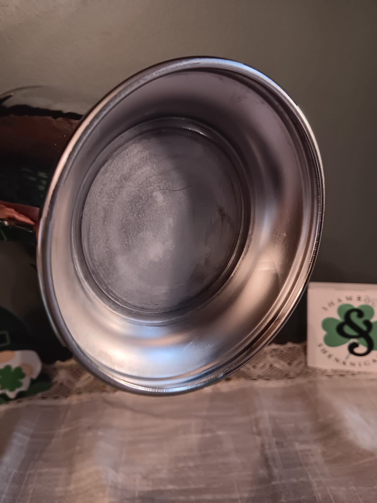 Vintage Art Deco Chrome Cocktail Shaker With Rare Avocado Green Bakelight Handle