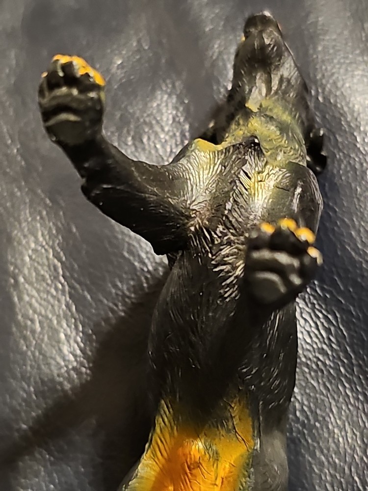 GERMAN SHEPARD 3” FIGURE UNBRANDED