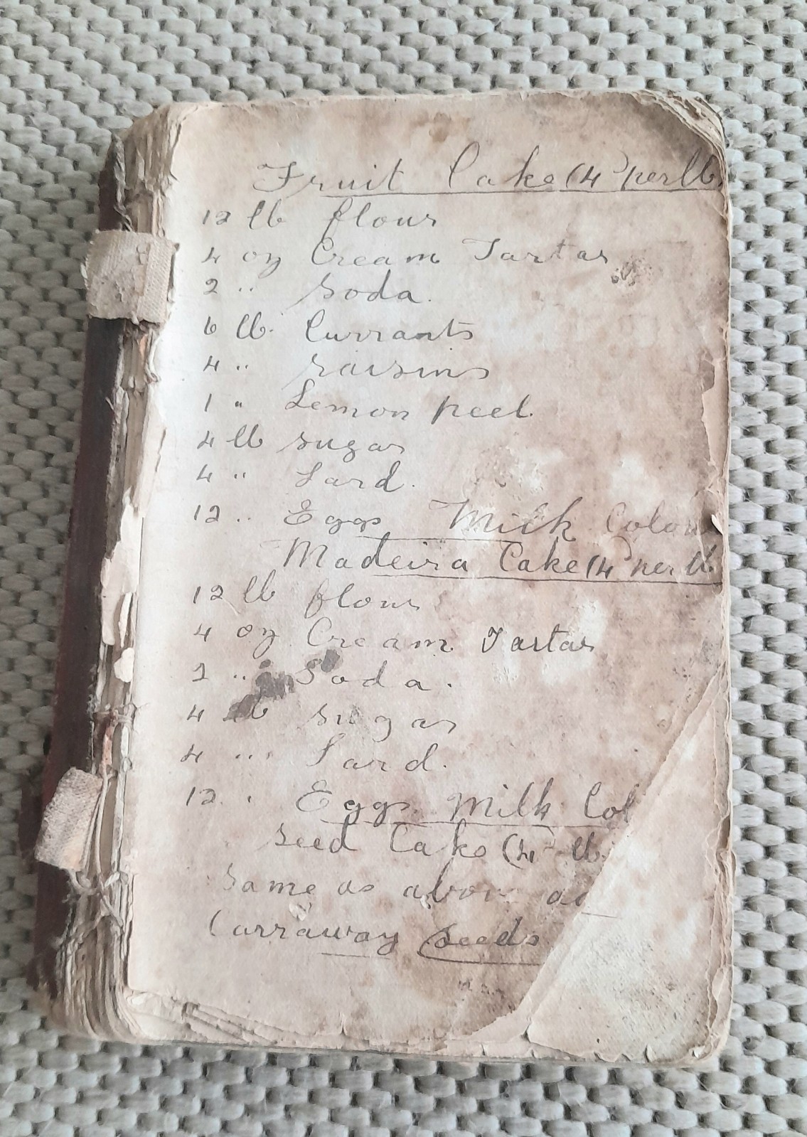 ANTIQUE HANDWRITTEN COOKERY RECIPE NOTEBOOK OF SWEET & SAVOURY DISHES, c1900