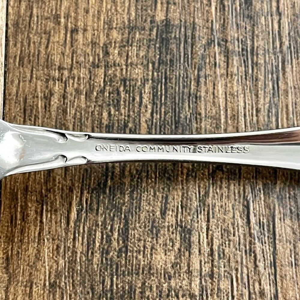 Oneida Chatelaine (3) Pierced Serving Spoon Stainless 8 1/4in Replacement