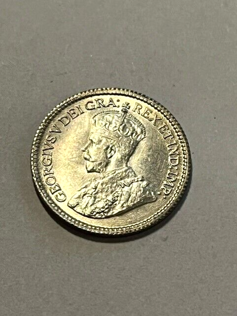 1912 Canada 5 Cents Silver Unc #12568