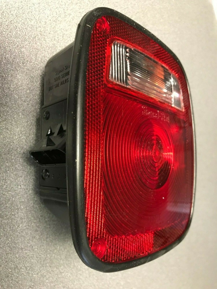 5014Y102 Signal-Stat 5"x 6" Red/Clear Rectangular Stud Mount Tail Light, New