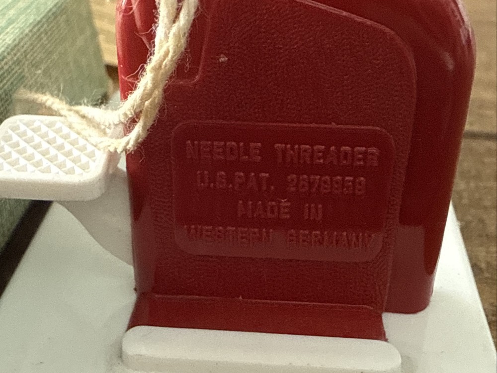 Vintage Witch Automatic Needle Threader w/ lnstructions Germany