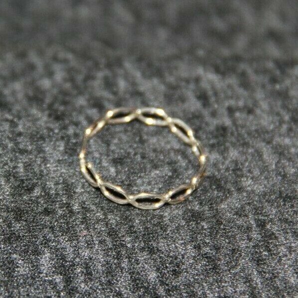 Sterling Silver Chain link stack able RING size 5 Silver ring Vintage New 1990's