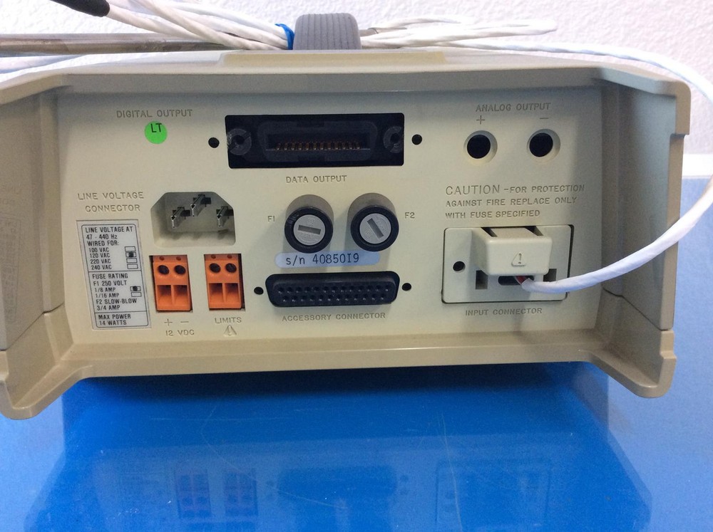 FLUKE 2180A RTD DIGITAL THERMOMETER