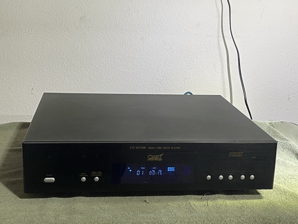 Cary Audio Design CD303/200 HDCD CD Player