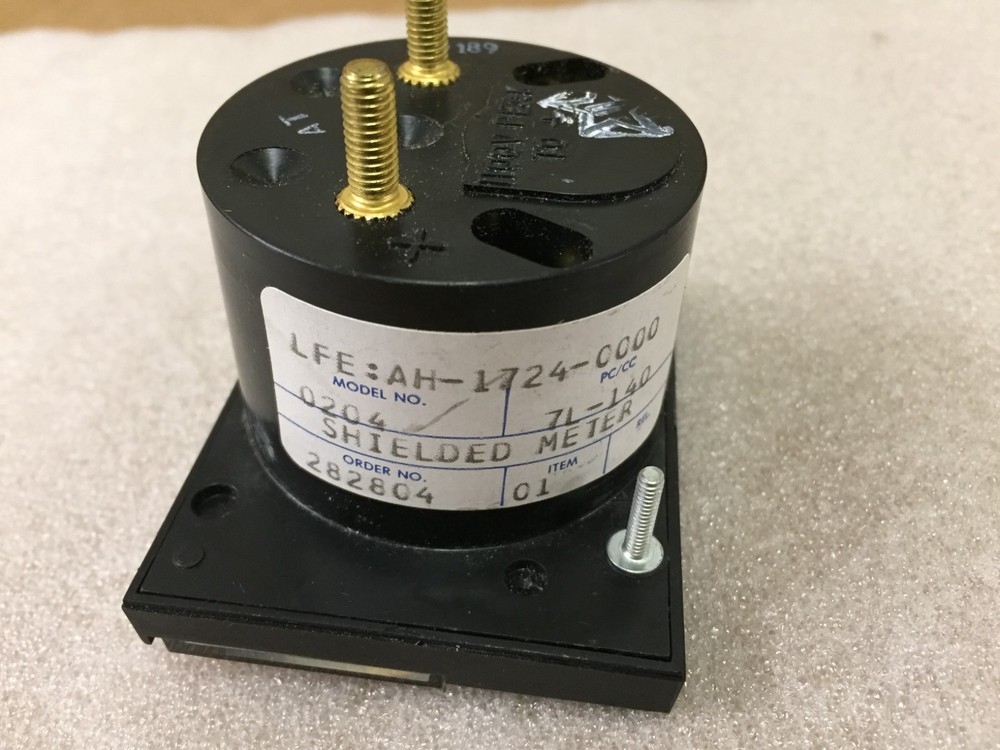 API Shielded Panel Meter AH-1724-0000 Electrical Current Gauges W/ Mounting