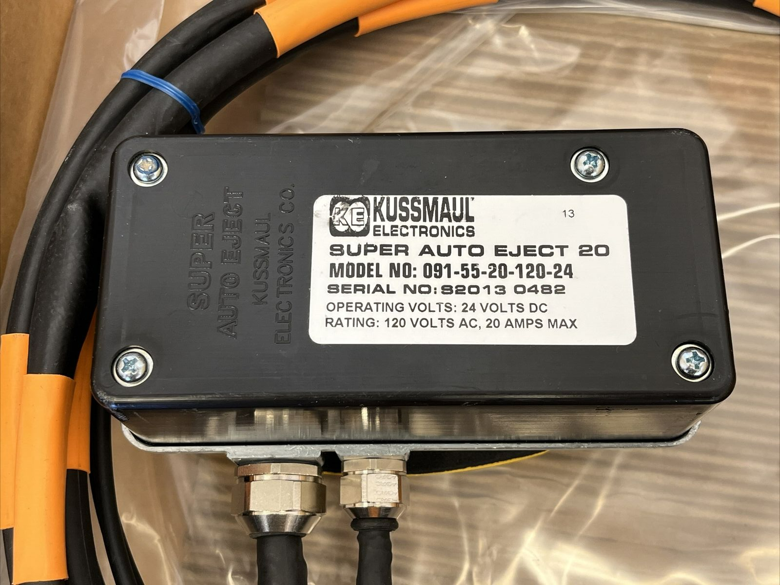 Kussmaul 091-55-20-120-24 Super Auto Eject 20A Shore Power Ambulance 120V 24V