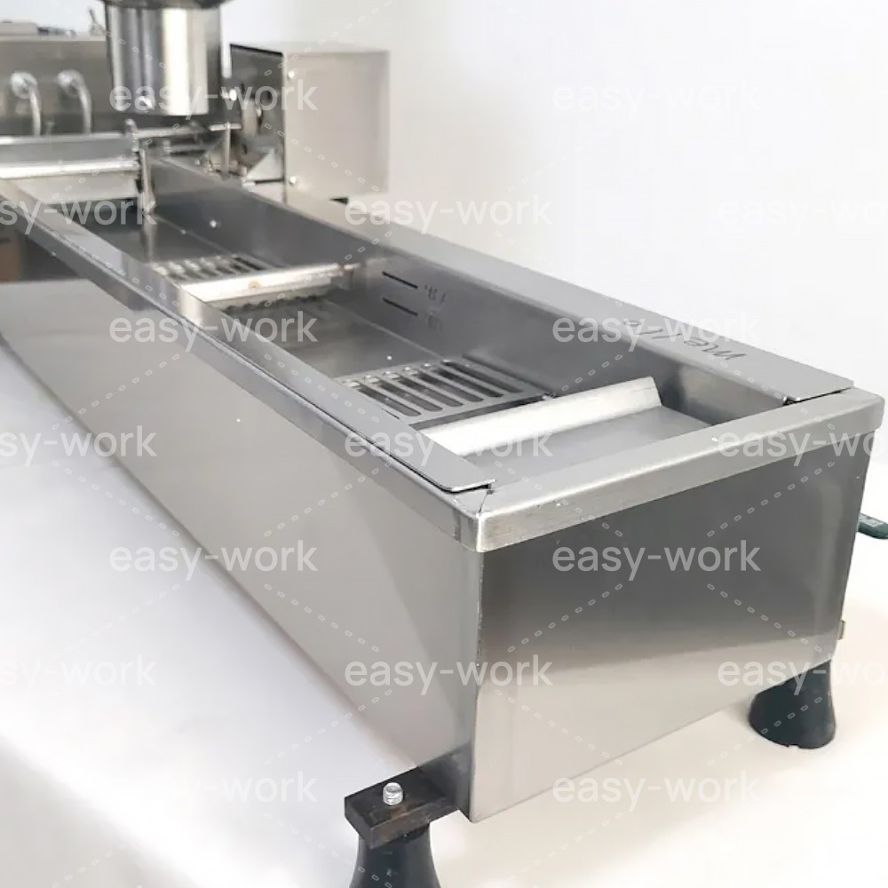 Automatic Donut Making Machine Doughnut Maker Frying Machine With 3 Sets Mold