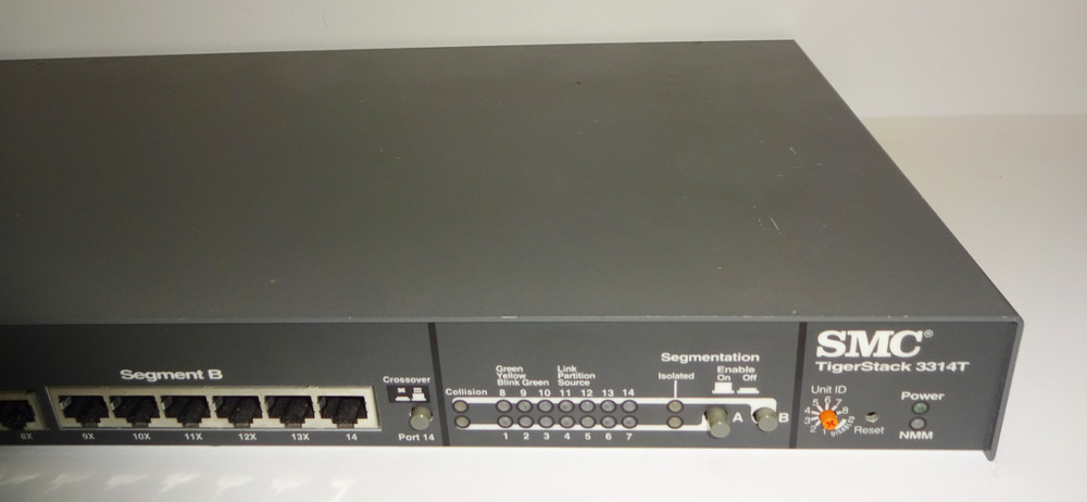 SMC TigerStack 3314T Multi-Segment 14-Port Stackable Hub SMC3314T