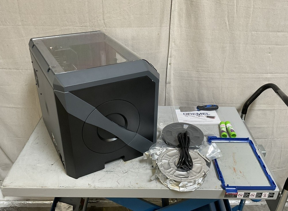 DREMEL 3D45-01 3D Printer 120V 100 microns