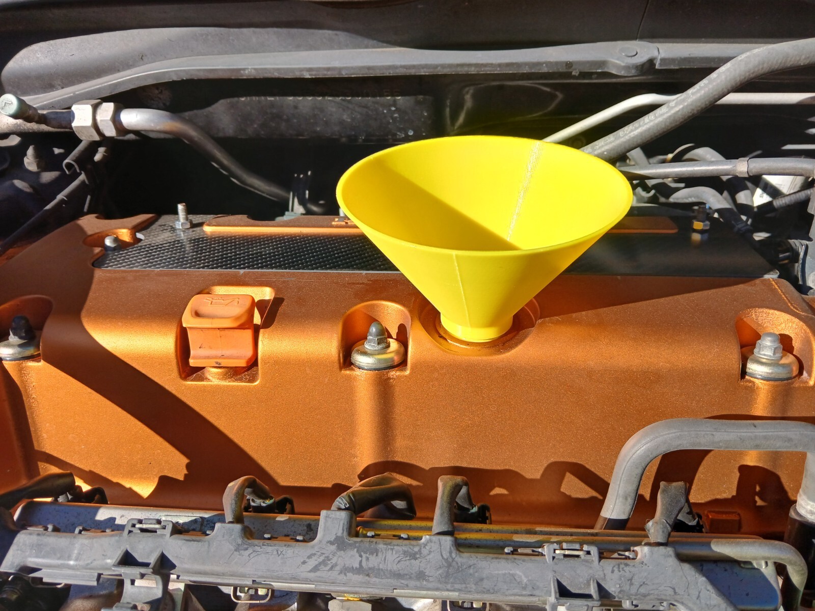 Honda/ Acura Threaded Oil Funnel (Hands Free No Mess)
