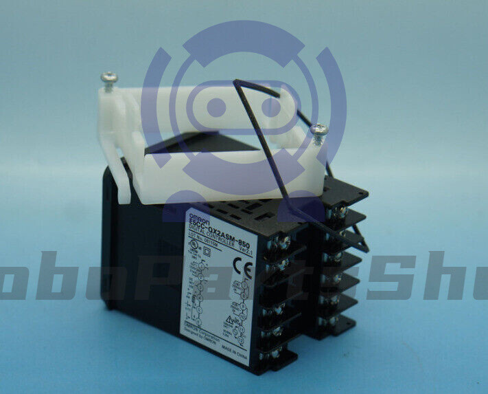 NEW Digital Omron Temperature Controller E5CC-QX2ASM-850 1pcs