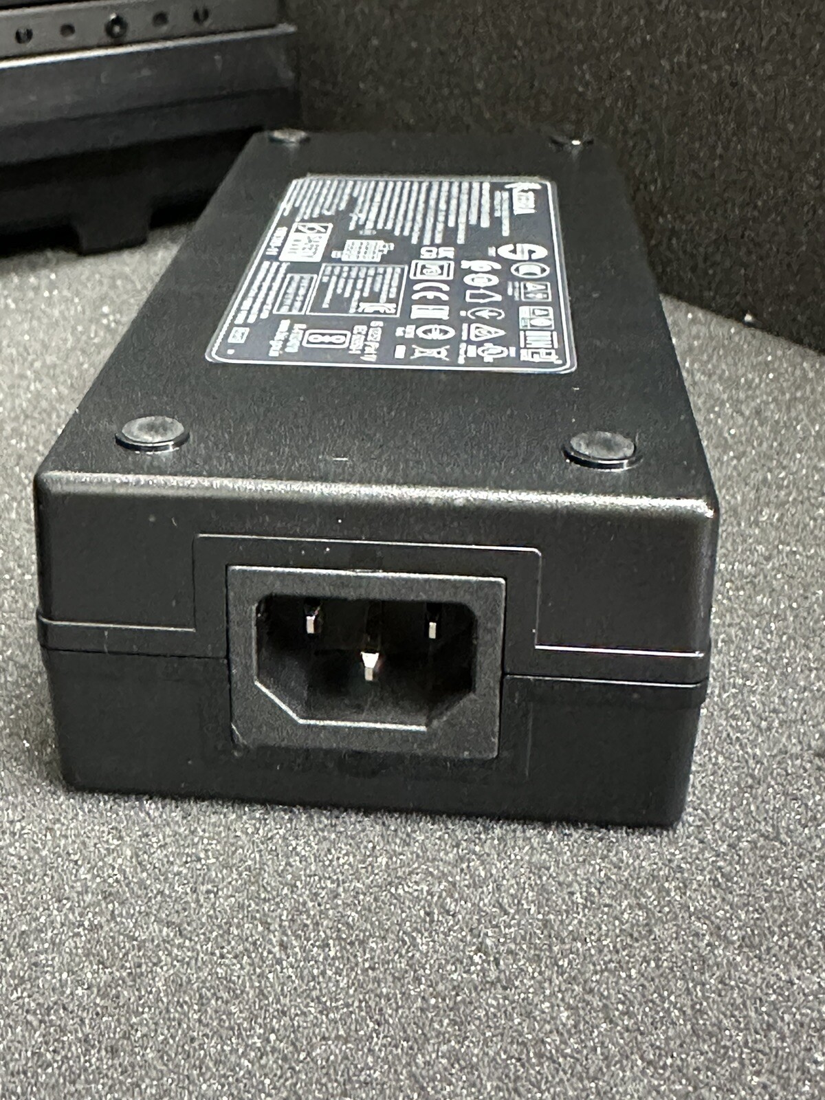 ZEBRA CHARGER SHARECRADLE for RS5100 CRD-RS51-20SCHG-01 20-SLOT w/Power Adapter