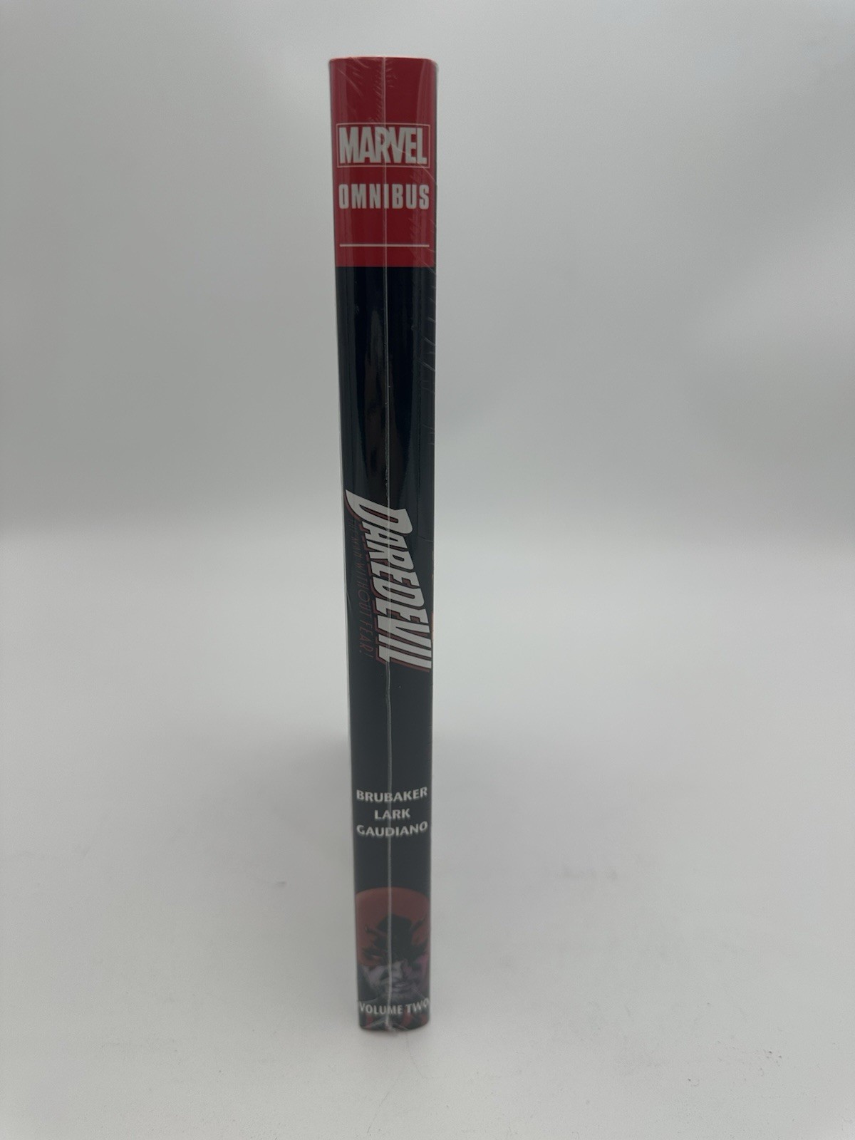 DAREDEVIL BY BRUBAKER & LARK OMNIBUS VOL. 2 HC MARKO DJURDJEVIC COVER