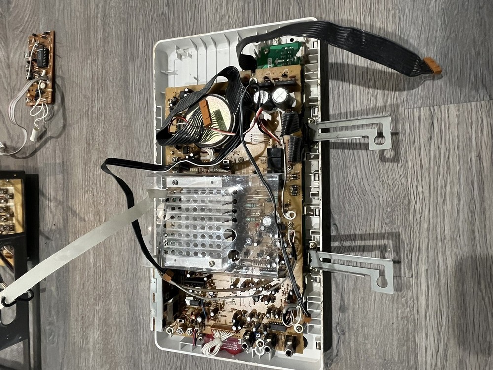 Nutone Intercom System IM-3303 with accessories (transformers, Door Chime, Mount