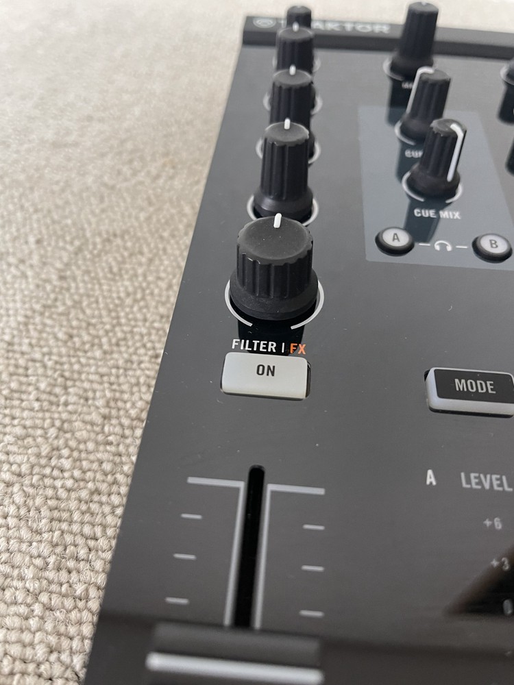 Native Instruments Traktor Kontrol Z1 DJ Mixing Interface with Transfer ID Used