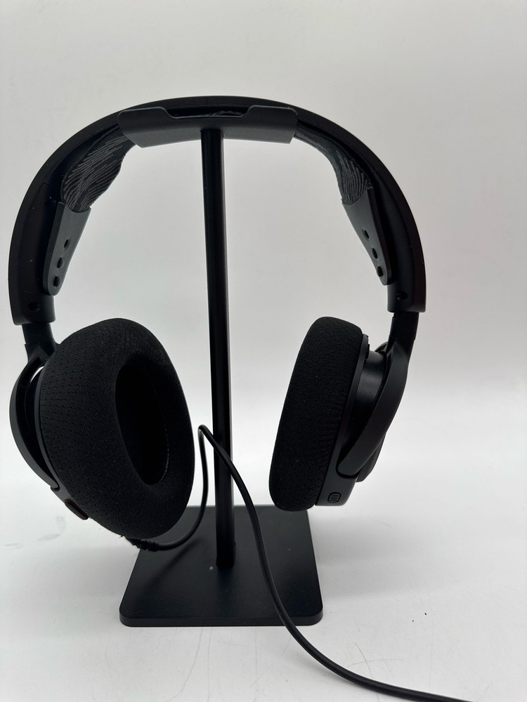 SteelSeries Arctis Nova 3 Multi-Platform Gaming Headset Black 61631