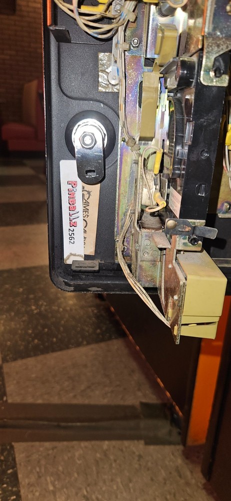 MISSILE COMMAND Video Arcade Game - Atari 1980 - 2562