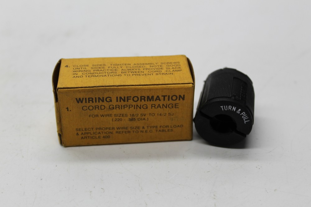 HUBBELL 7465VBLK PLUG NSMP