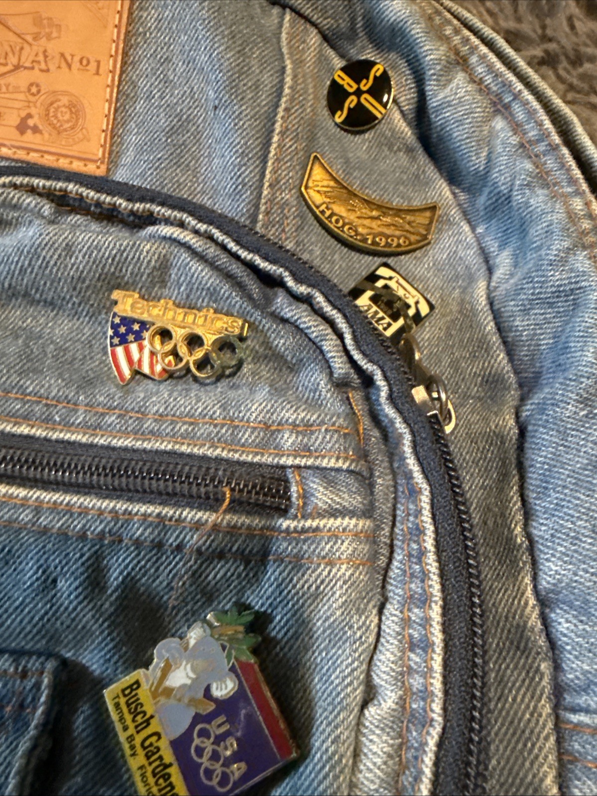 Vintage arizona denim back pack, travel pins, Ama, bush gardens, hog,Air force,