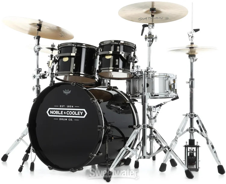 Noble & Cooley CD Maple 5-piece Shell Pack - Black High Gloss with Black Nickel