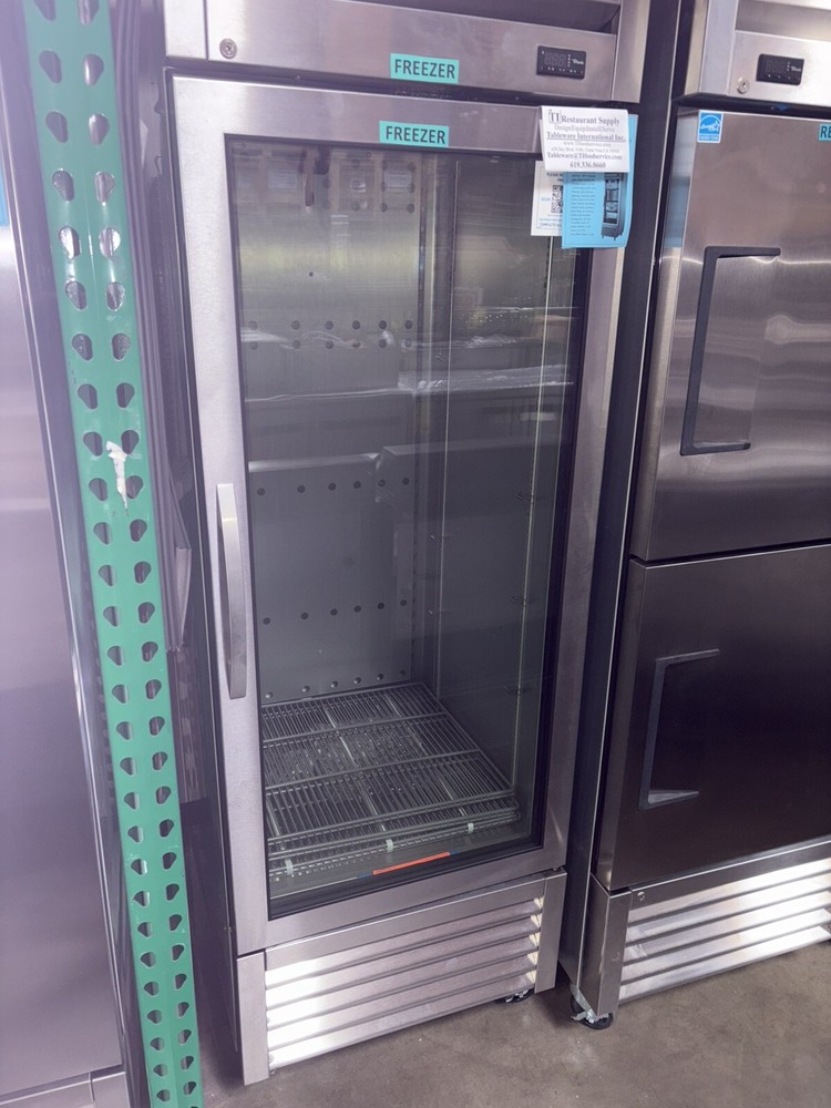 True Mfg Reach In Freezer