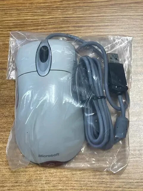 BRAND NEW--Microsoft 5-Buttons USB Intellimouse Optical Scroll Mouse