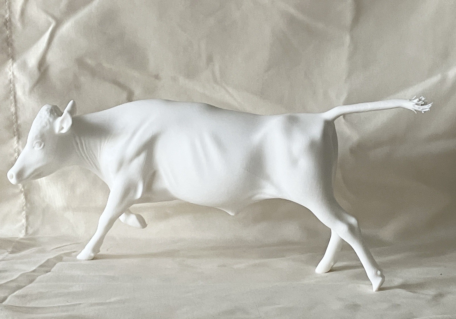 1:9 Unfinished Running Steer Cow 3d Print Traditional Breyer Model Horses Etc