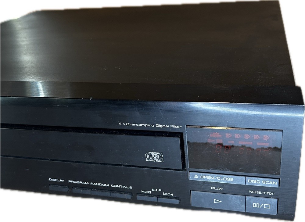 Yamaha CDC-60 Natural Sound Automatic CD Changer Tested
