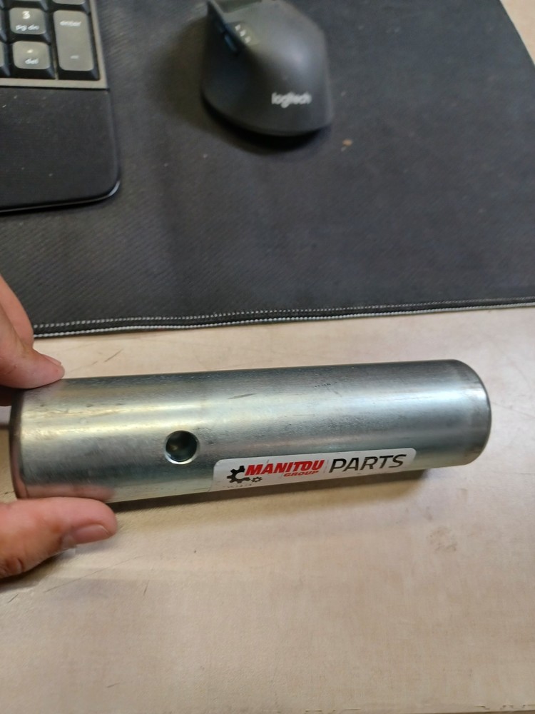 Manitou 50351473 Pivot Pin