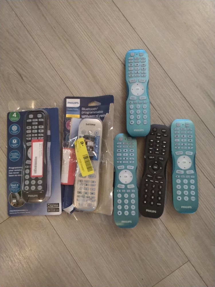 6PK-Philips Elite Plus Four Device Universal Remote Control For Roku