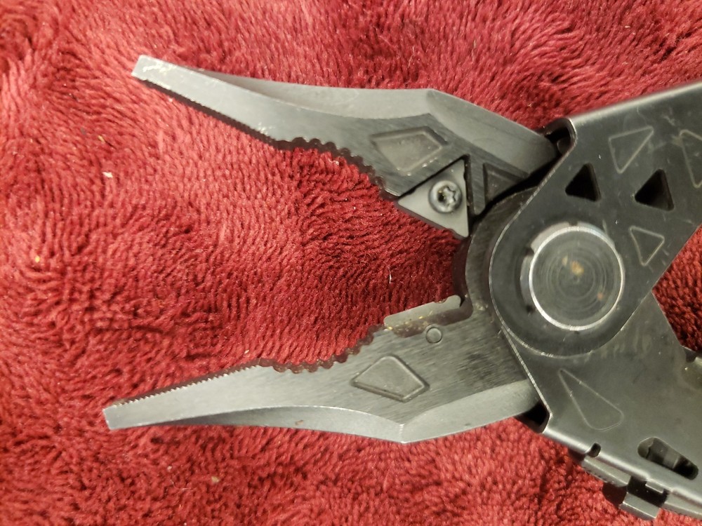 🔪 Gerber Center-Drive Multi-Tool