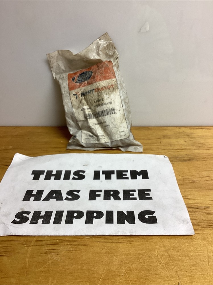 Partsmart light SMR104012R