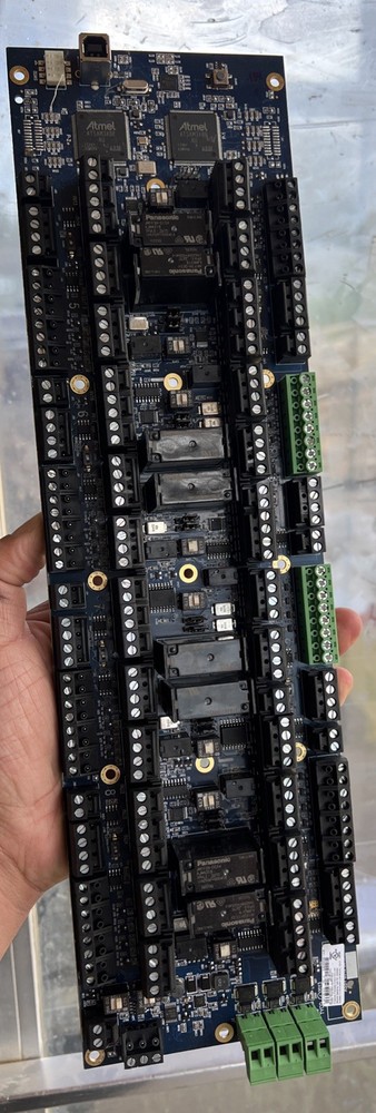 Software House USTAR-ACM 0312-5015-01 iSTAR Ultra 8-Reader Access Control