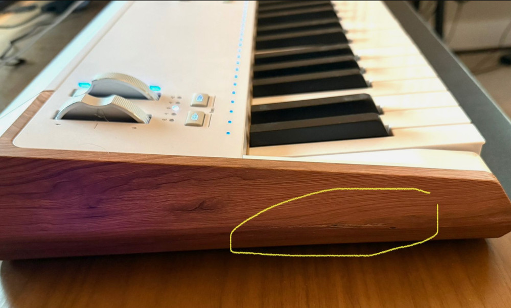 Arturia AstroLab 61 Stage Keyboard & Case