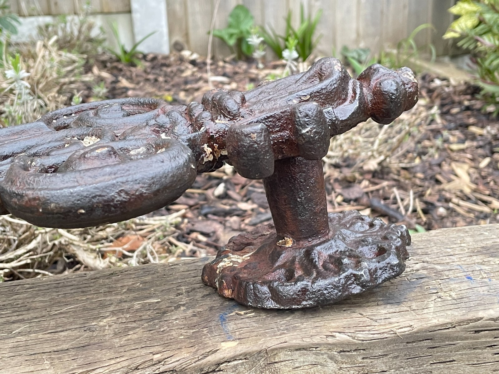 Antique Ornate Cast Iron Garden Stair Balustrade Handrail