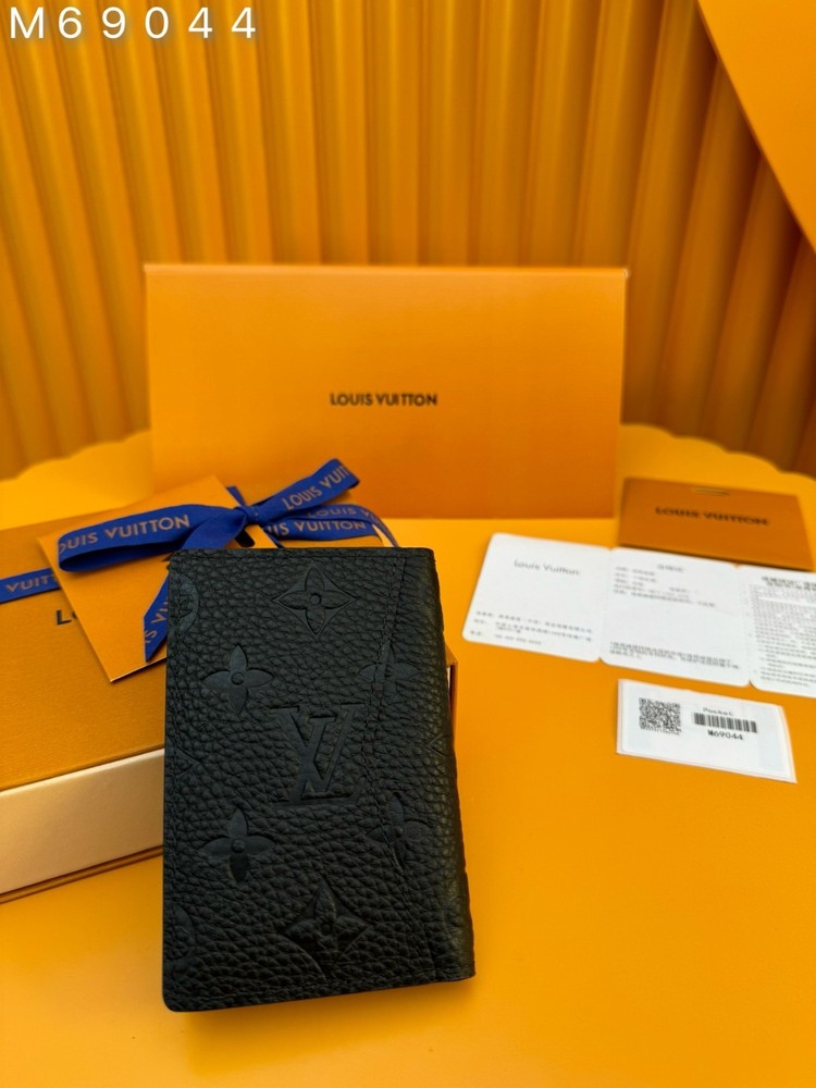 Louis Pocket Organizer Taurillon Monogram Leather Wallet New