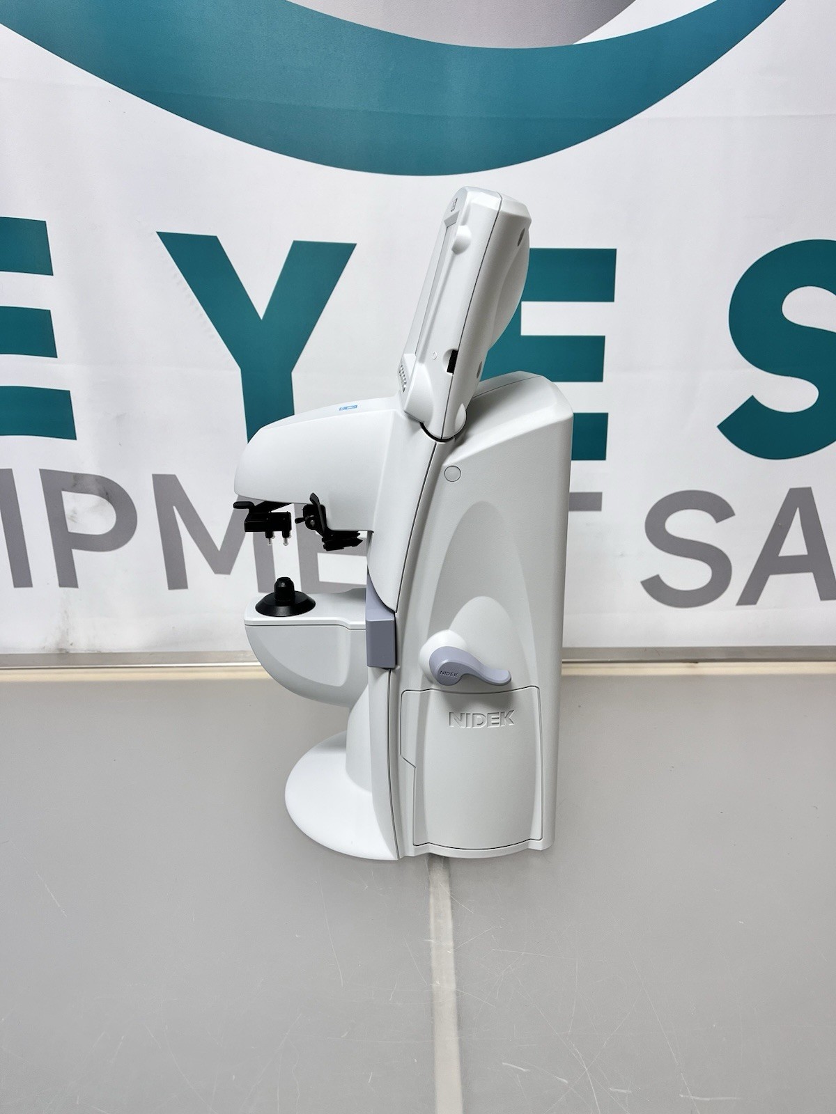 Nidek LM-1000 Auto Lensmeter