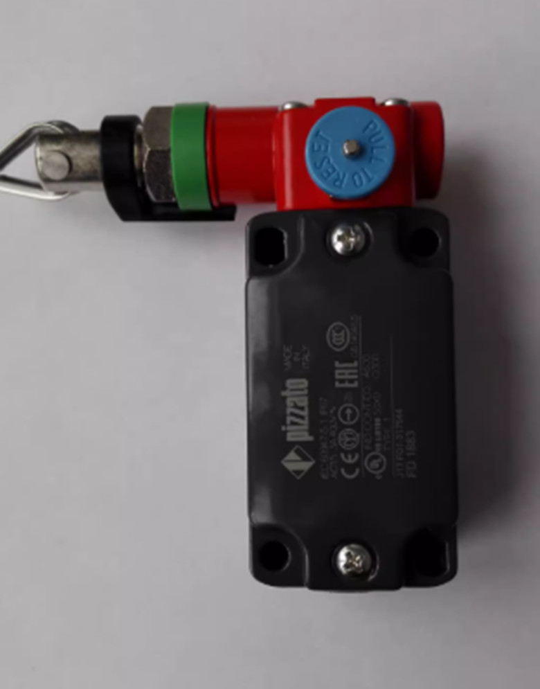 pizzato Pull rope switch FD1883